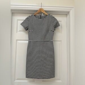 Old Navy Black and White Striped Dress Size small